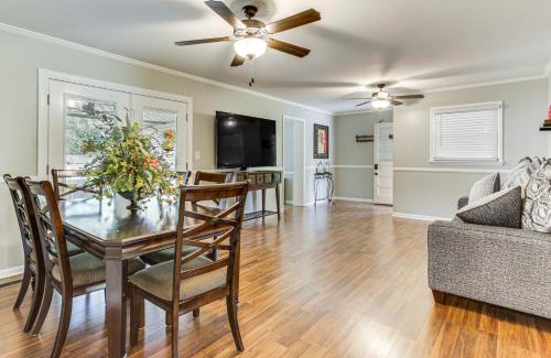 Florence House | Florence Family Home with Dog-Friendly Yard