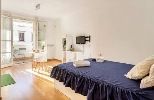 Isolotto Apartment | Florence Green Apartment