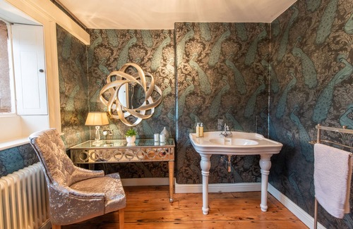 Crich Bed & Breakfast | Florence Nightingale Suites at Lea Hurst