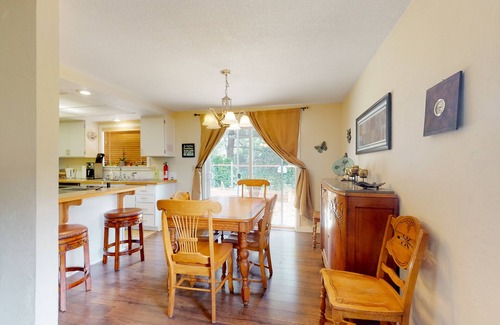 Florence House | Florence Retreat | House in Florence with garden patio & prime location