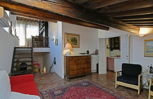 Duomo Apartment | Florence Roof Terrace Apartment View of Cathedral Dome