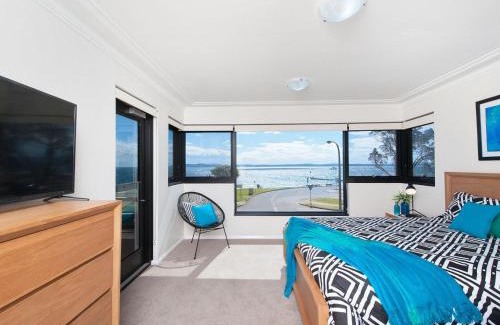 Nelson Bay Apartment | Florentine 6 stunning unit with sensational views