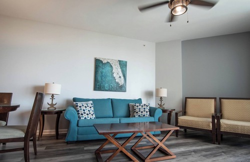 Indian Bayou Condo | Florida Condo w/ Beautiful Views & Happy Vibes!