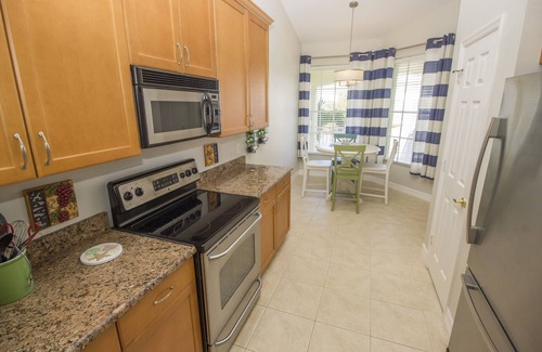 Lucaya Condo | Florida Fabulous 2 bedroom condo with great location near Fort Myers Beach