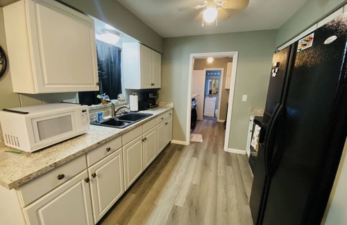 Venice Gardens House | Florida Gulf Coast Home. Located in Venice Florida. 2bed - 2bath