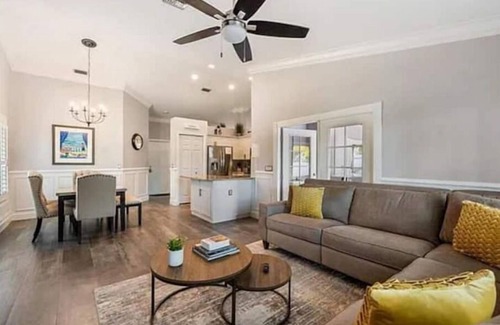 Wellington House | Florida Oasis in Wellington