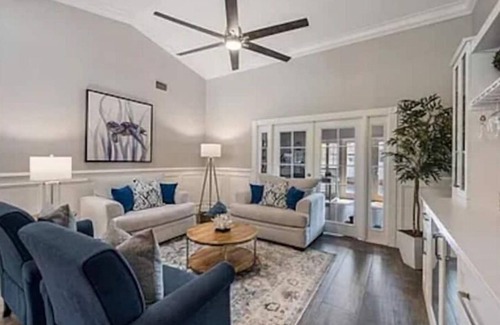 Wellington House | Florida Oasis in Wellington