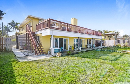 Melbourne Beach House | Floridana Beachfront Townhouse North Unit