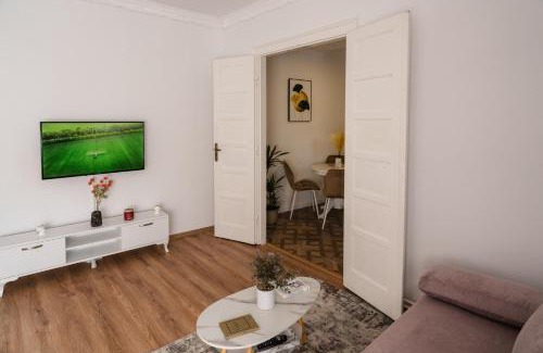 Oradea Apartment | Floris11 Aparthotel Oradea