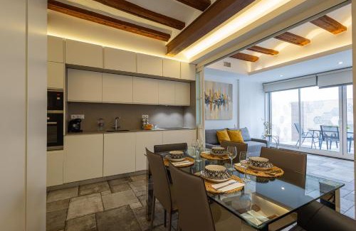 La Seu Apartment | FLORIT FLATS - CENTER MODERN 1BR 2Bth TERRACE WI-FI AC