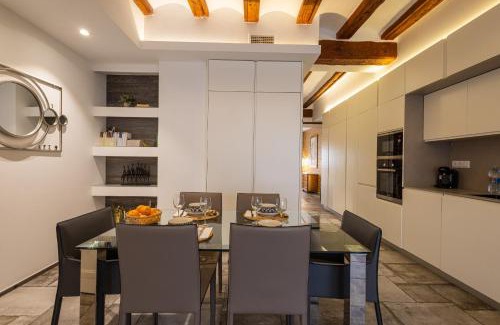 La Seu Apartment | FLORIT FLATS - CENTER MODERN 1BR 2Bth TERRACE WI-FI AC