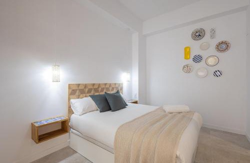 Jesus Apartment | FLORIT FLATS - Quiet and Cozy Studios by the Joaquin Sorolla Station