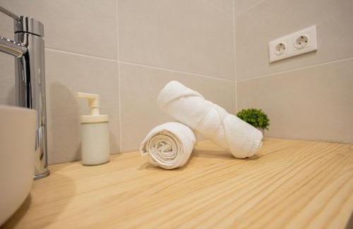 Malilla Apartment | FLORIT FLATS - The Boulevard Sur Suites