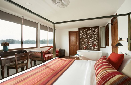 Piliyandala Boat Rental | Flow by The Amber Collection - Luxury River Cruises in Sri Lanka