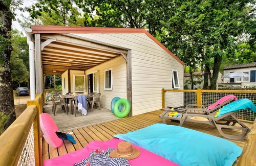Saint-Hilaire-de-Riez Ski Chalet | Flower Camping Les Biches * - Cottage Family 3hPremium - 32m2 - covered XXL terrace - TV - LV - plancha - free WIFI 7 people