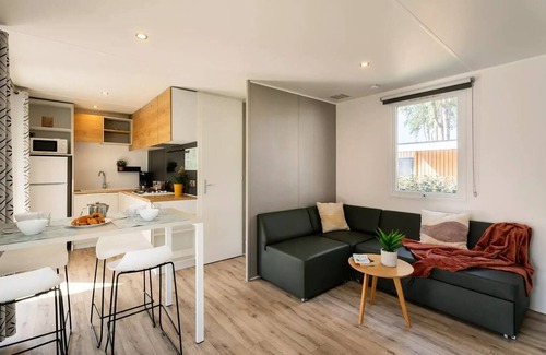 Guidel-Plages House | Flower Camping Jardins de Kergal * - Mobile home 2Ch Comfort - TV 4 to 5 people - 4 pers. included in the tariff