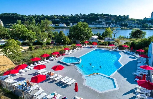 Saumur House | Flower Camping L'Ile d'Offard * - Mobil home Comfort 32m2 3 bedrooms + semi-covered terrace 8 people