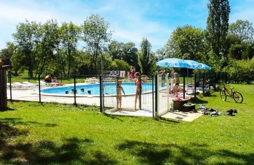 Montbarrey House | Flower Camping Les 3 Bear * - Mobil home Comfort 27.3m2 (2 Bedrooms) including semi-covered terrace 4 people