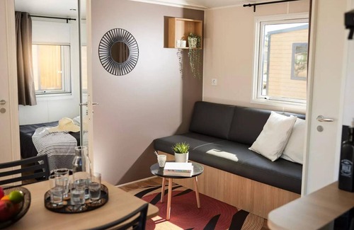 Souillac House | Flower Camping Les Ondines * - Homeflower Premium 29m2 - 2 bedrooms + semi-covered terrace + TV + sheets + towels + CLIM 5 people