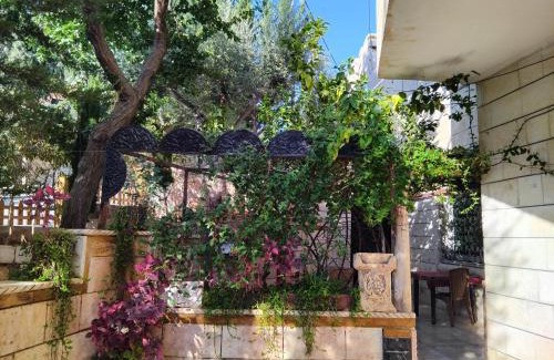 Jerash Apartment | Flower Jerash
