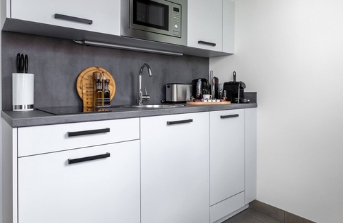 Mitte Apartment | FLOWER´s by Limehome