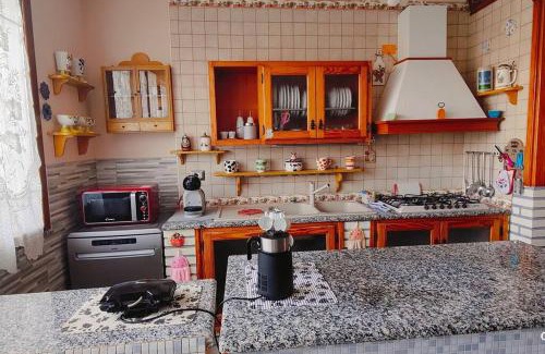 Province of Cagliari Apartment | Flowers House Appartamento a Quartu S Elena
