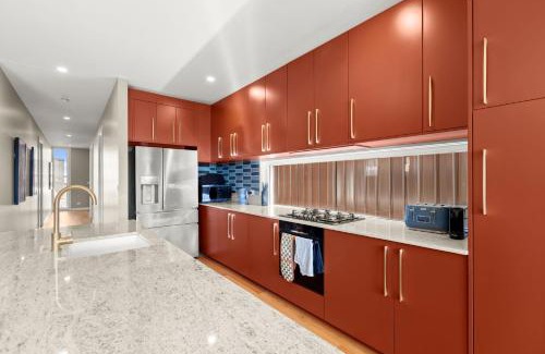 Jindabyne House | Floyd & Elton