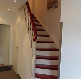 Unterrath Apartment | Flughafenapartement Sky View