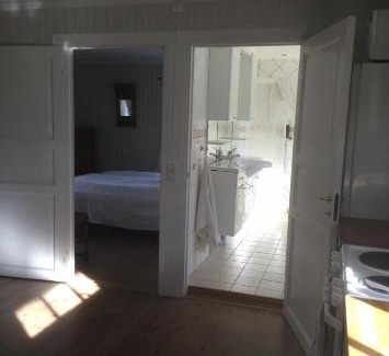 Lillkyrka Apartment | Flygeln