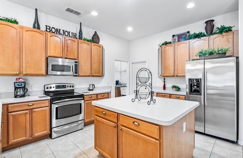 Legacy Park Villa | Fnatstic 4 Bedroom Private Pool Villa Near Disney