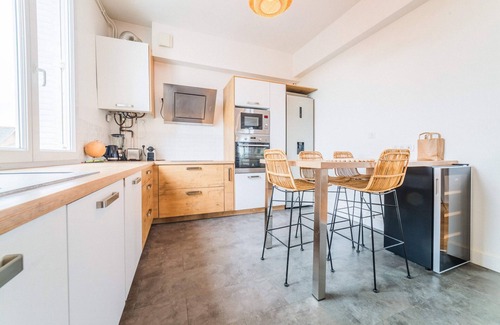 Brive-la-Gaillarde Apartment | FOCH 14 - Grand appartement confortable et lumineux