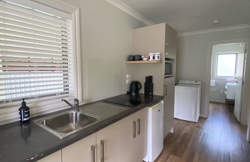 Twizel Cottage | Foehn Cottage (pronounced 'Fern')