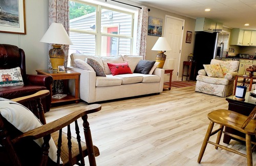 Marinette House | Foghorn Bay GetawaynRelax and play at this private 4 BR/2BA, 1.5-acre property!