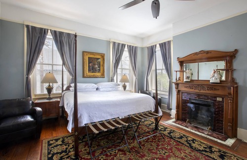 Historic District - North Bed & Breakfast | Foley House Inn
