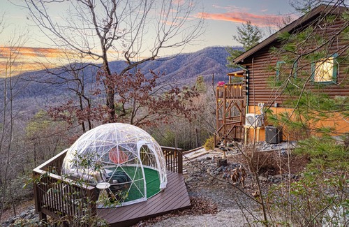 Marion Cabin | Foliage Views! Hot Tub, Game Room, Movie Theater, Fire Pit