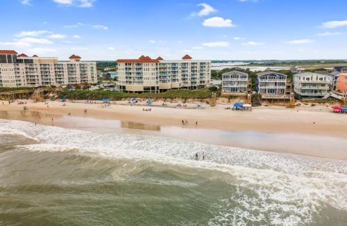 Sneads Ferry House | Follow the Moon Villa St Regis Oceanfront in Topsail