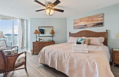 Sneads Ferry House | Follow the Moon Villa St Regis Oceanfront in Topsail