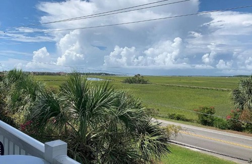 Folly Beach Condo | Folly Beach GEM!