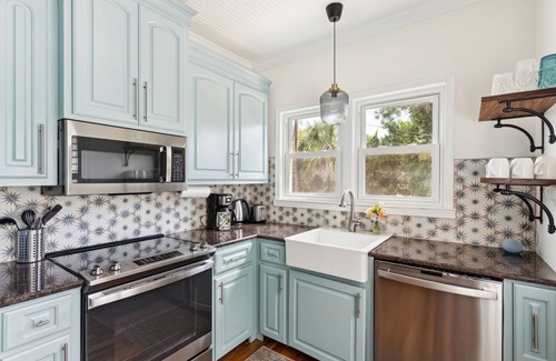 Folly Beach House | Folly Beach! Steps from Beach Access! 2BR/1BA