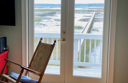 Folly Beach House | Folly Home with Picture Perfect Riverfront View Near Washout