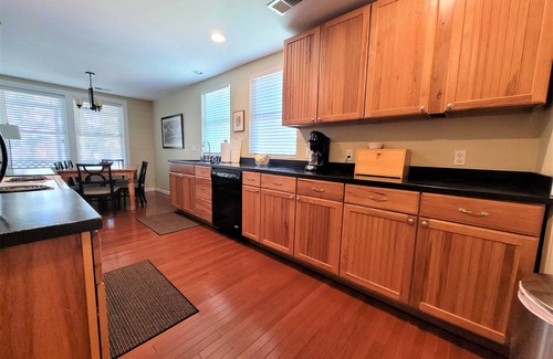 Folly Beach House | "FOLLY'S BEST KEPT SECRET"~ 4 MINUTE WALK TO THE BEACH! ~ 2 bed/2 bath
