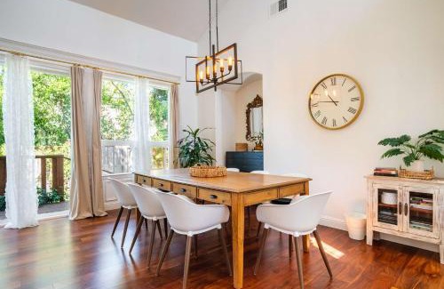 Folsom House | Folsom 4BR Retreat - Backyard & Parking