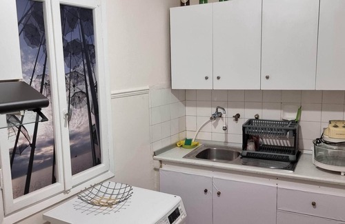 Thessaloniki Apartment | Fon - Quiet Nook