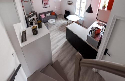 Fontainebleau Apartment | Fontainebleau Sweet Home Duplex