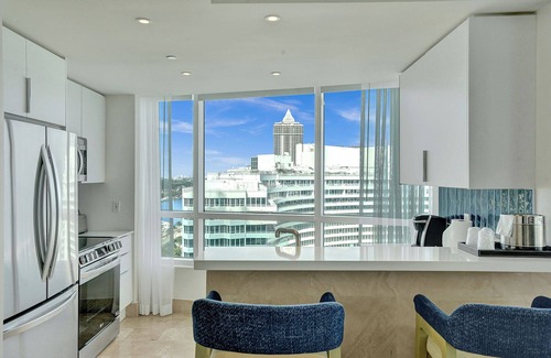 Mid Beach Hotel | Fontainebleau Tresor Tower Ocean 1BDRM/2BATH