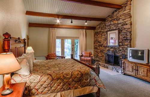 Fontana Village Hotel | Fontana Village Resort & Marina