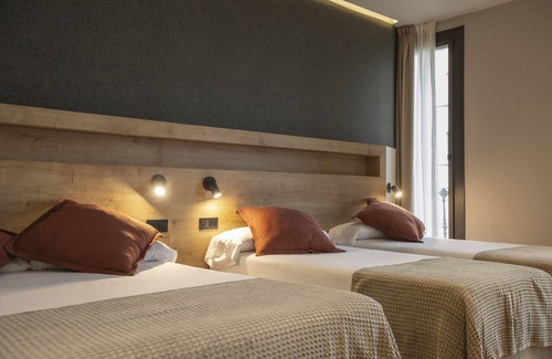 Gothic Quarter House | Fontanella by BCN URBAN ROOMS