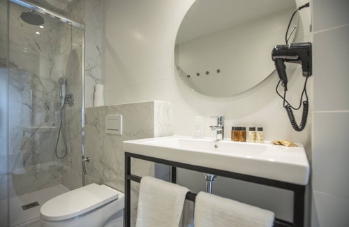 Gothic Quarter House | Fontanella by BCN URBAN ROOMS