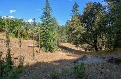Colfax House | Foothills Yurt Glamping: Pool, Sauna & Hot Tub!