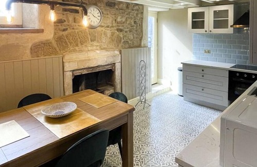 Hallington Villa | Footmans Cottage - Two Bedroom Villa, Sleeps 4